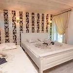 Ciki Puki Saulelydis * Palanga